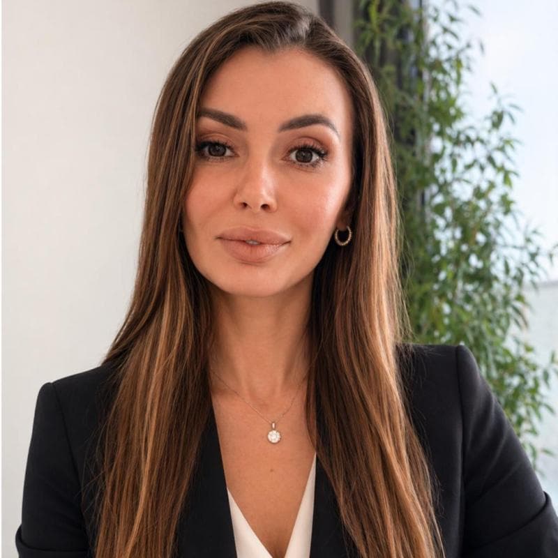 Dr. Viktoriia Betina
